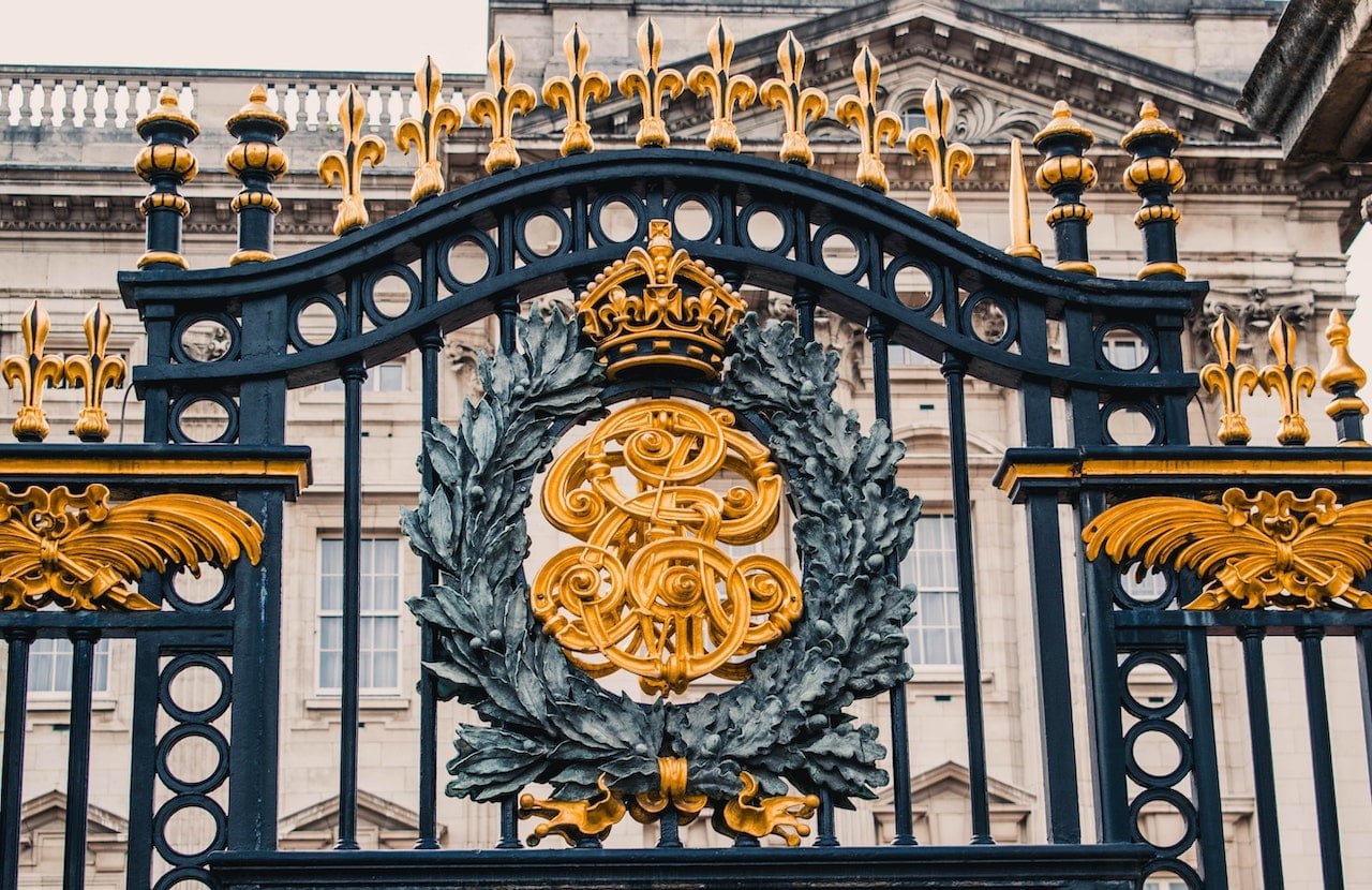 Buckingham Palace and Queen Elizabeth II