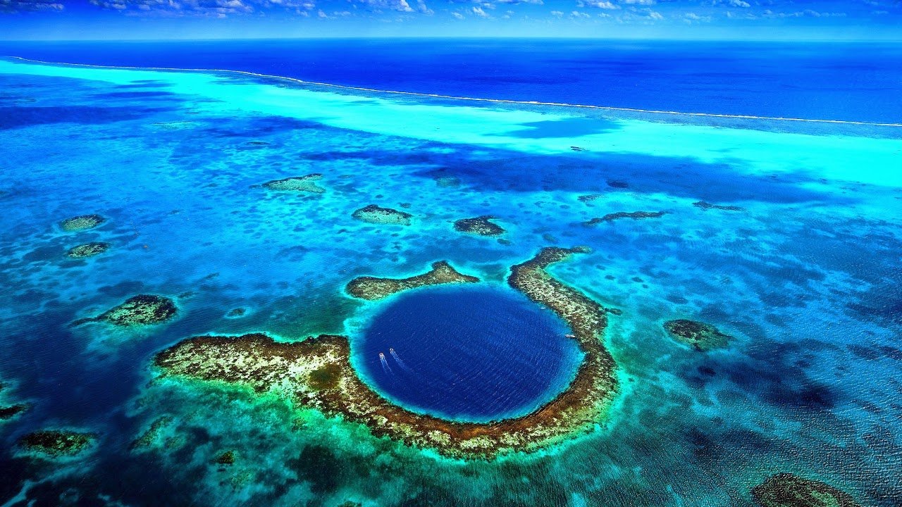 Great Blue Hole of Belize