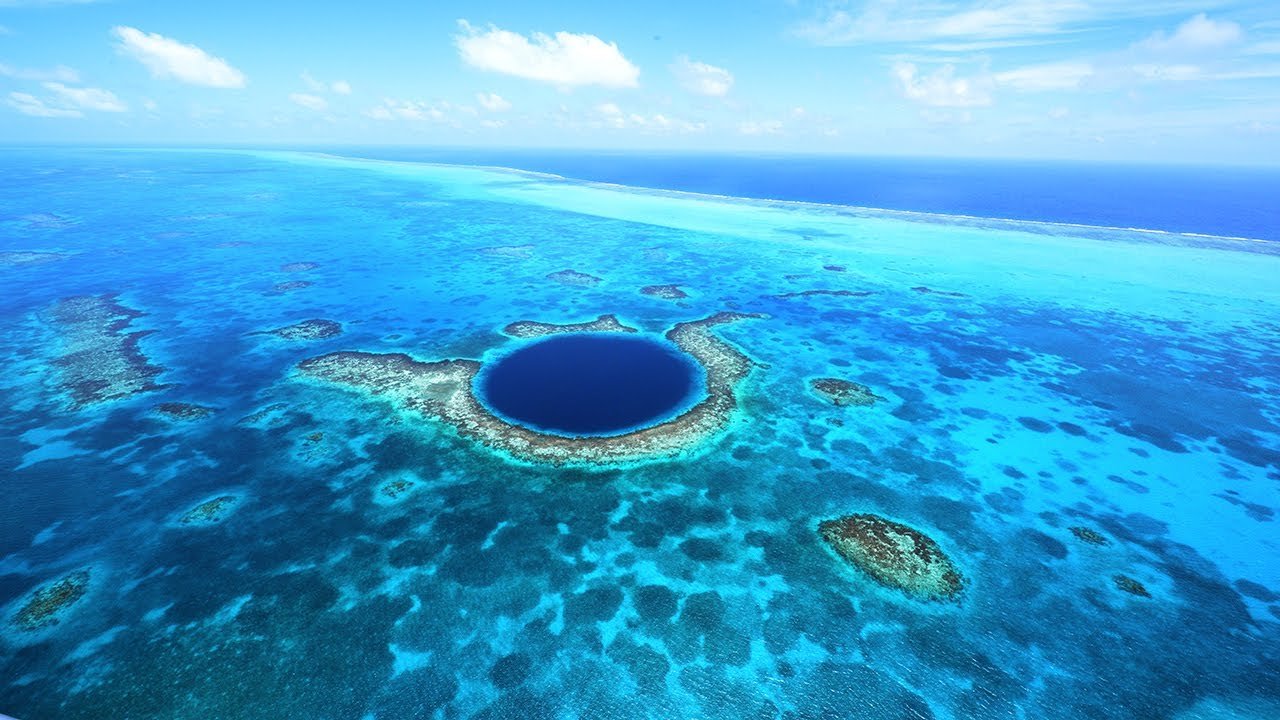 Great Blue Hole of Belize